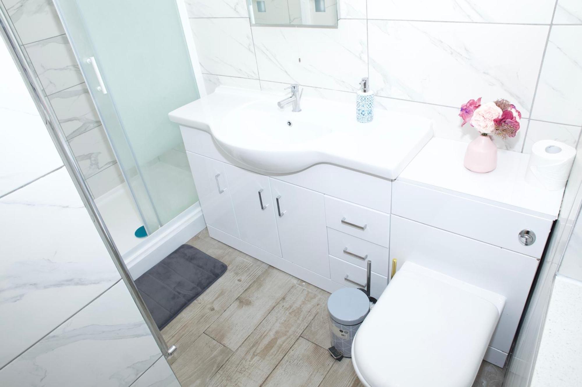 Spacious Modern 2 Bed Flat In City Centre Reading Extérieur photo